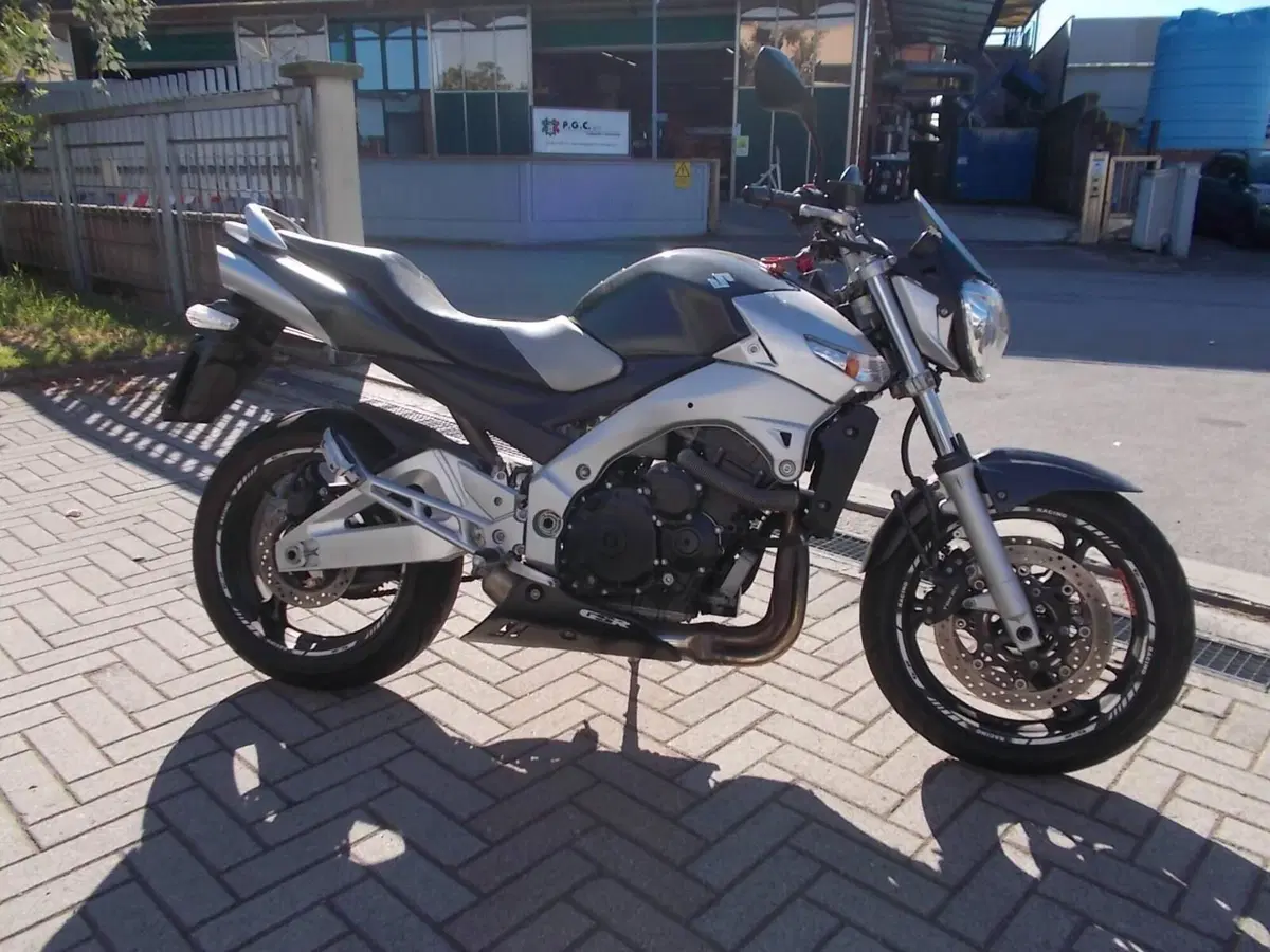 Suzuki GSR 600 (2006 - 11)