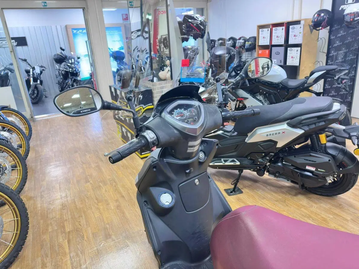 Kymco Agility 150i R16 + ABS (2017 - 20) (3)