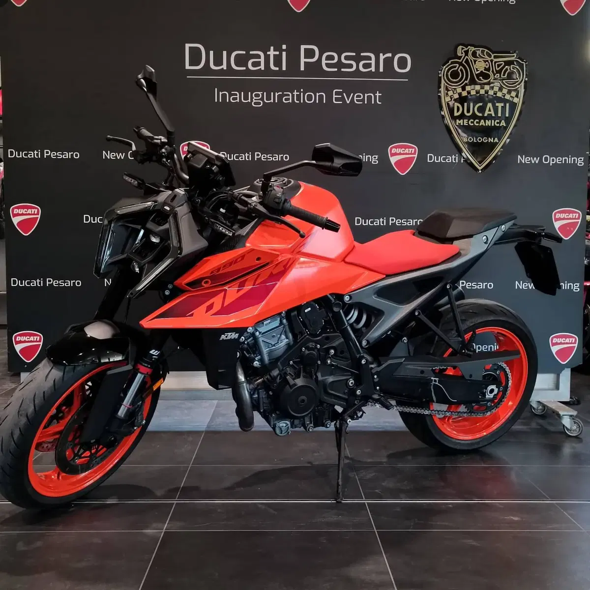 KTM 990 Duke (2024 - 26) (5)