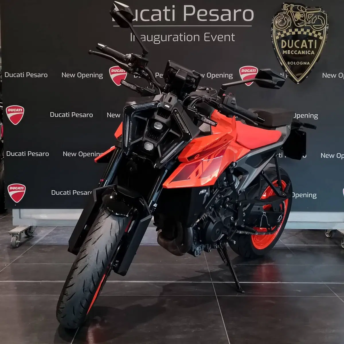 KTM 990 Duke (2024 - 26) (2)