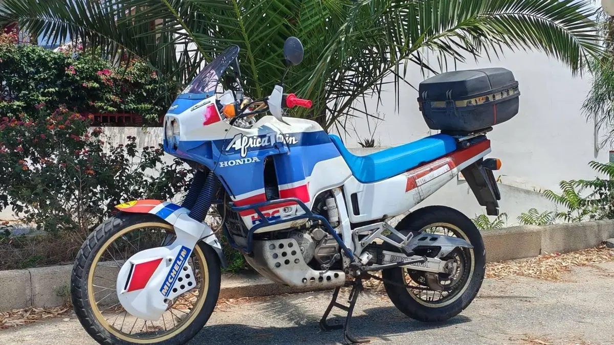 Honda XRV 650 Africa Twin (4)