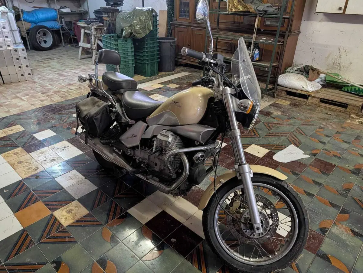 Moto Guzzi Nevada 750 Club (2002 - 06) (2)