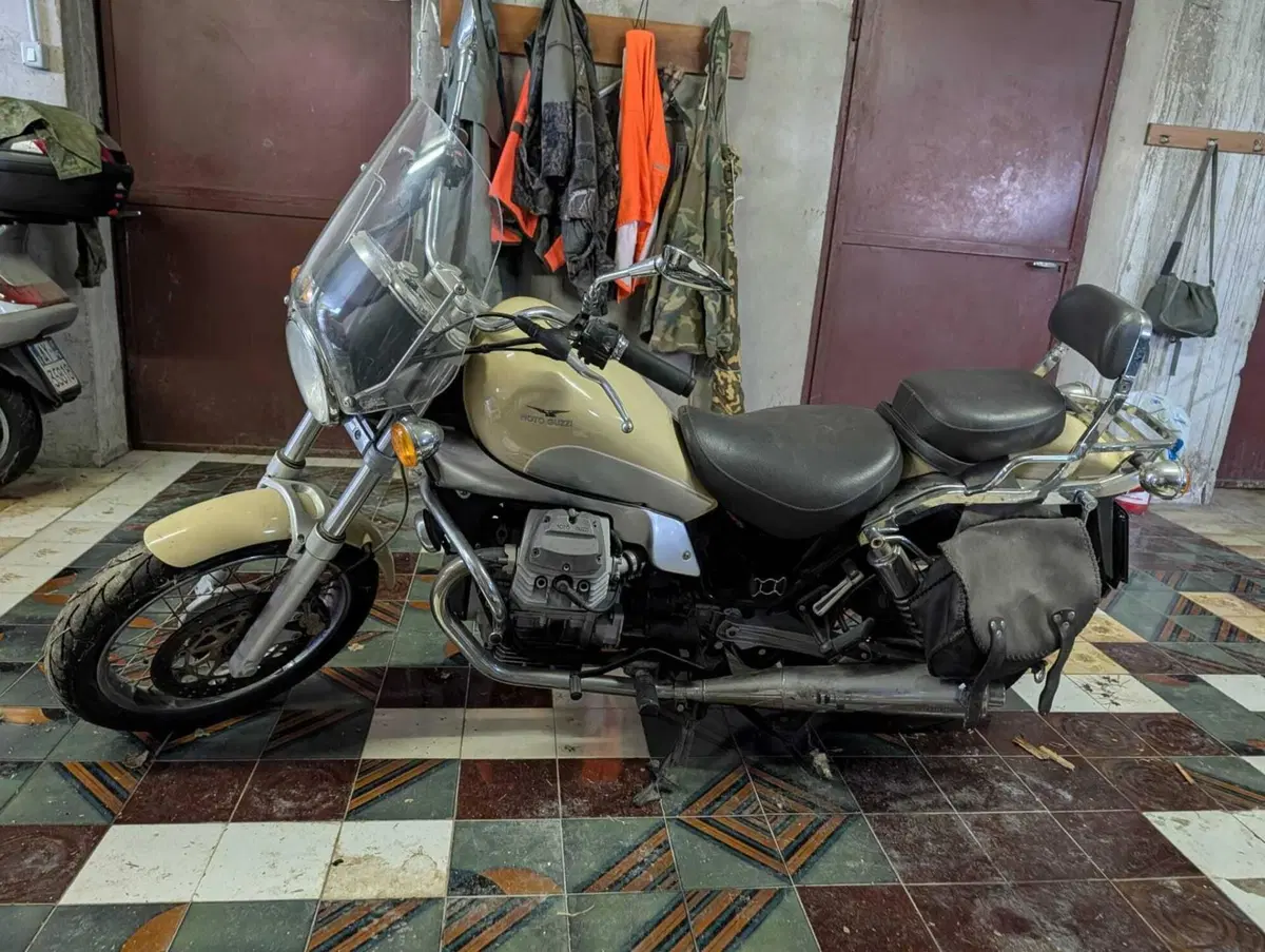 Moto Guzzi Nevada 750 Club (2002 - 06) (4)