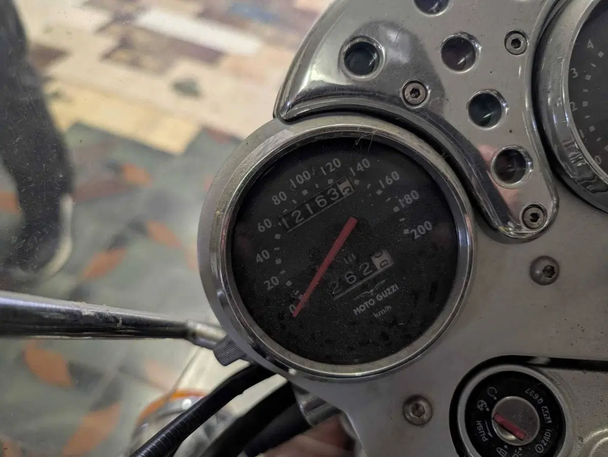 Moto Guzzi Nevada 750 Club (2002 - 06) (5)