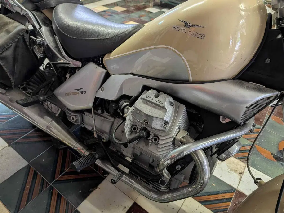 Moto Guzzi Nevada 750 Club (2002 - 06) (10)