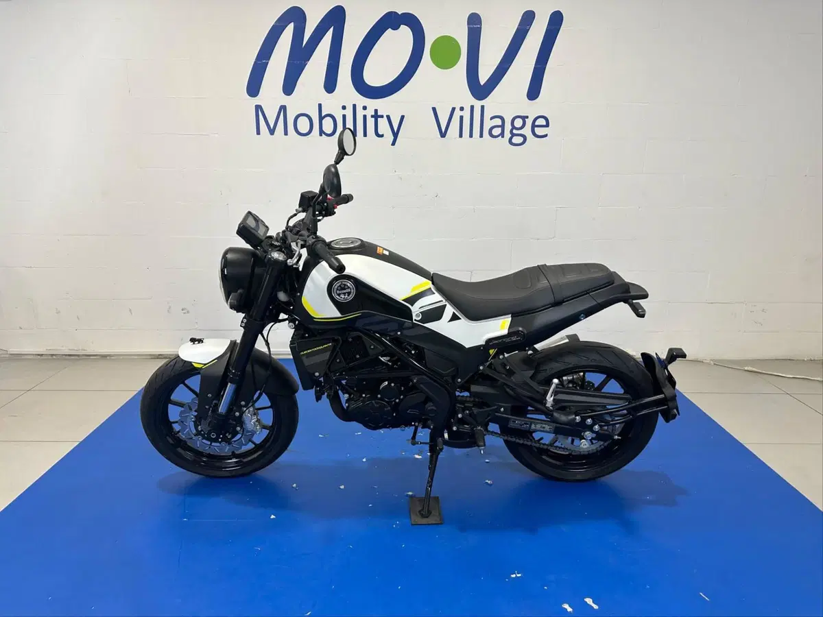 Benelli Leoncino 250 (2021 - 25) (5)