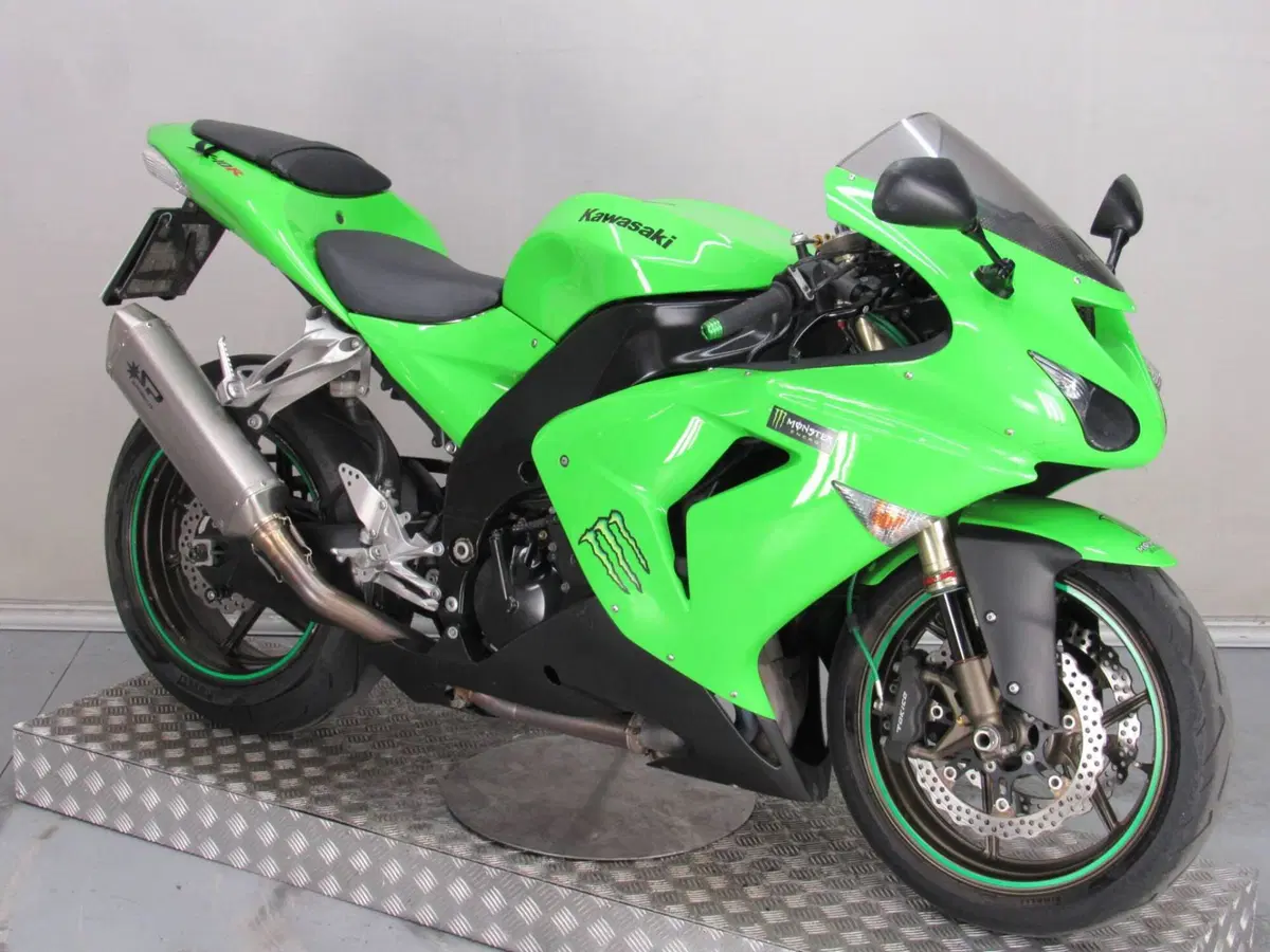 Kawasaki Ninja 1000 ZX-10R (2006 - 07) (3)