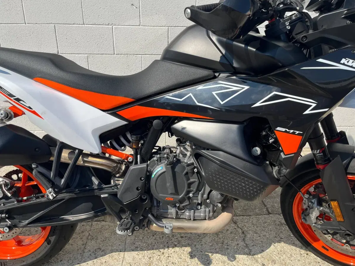 KTM 890 SMT (2023 - 25) (5)