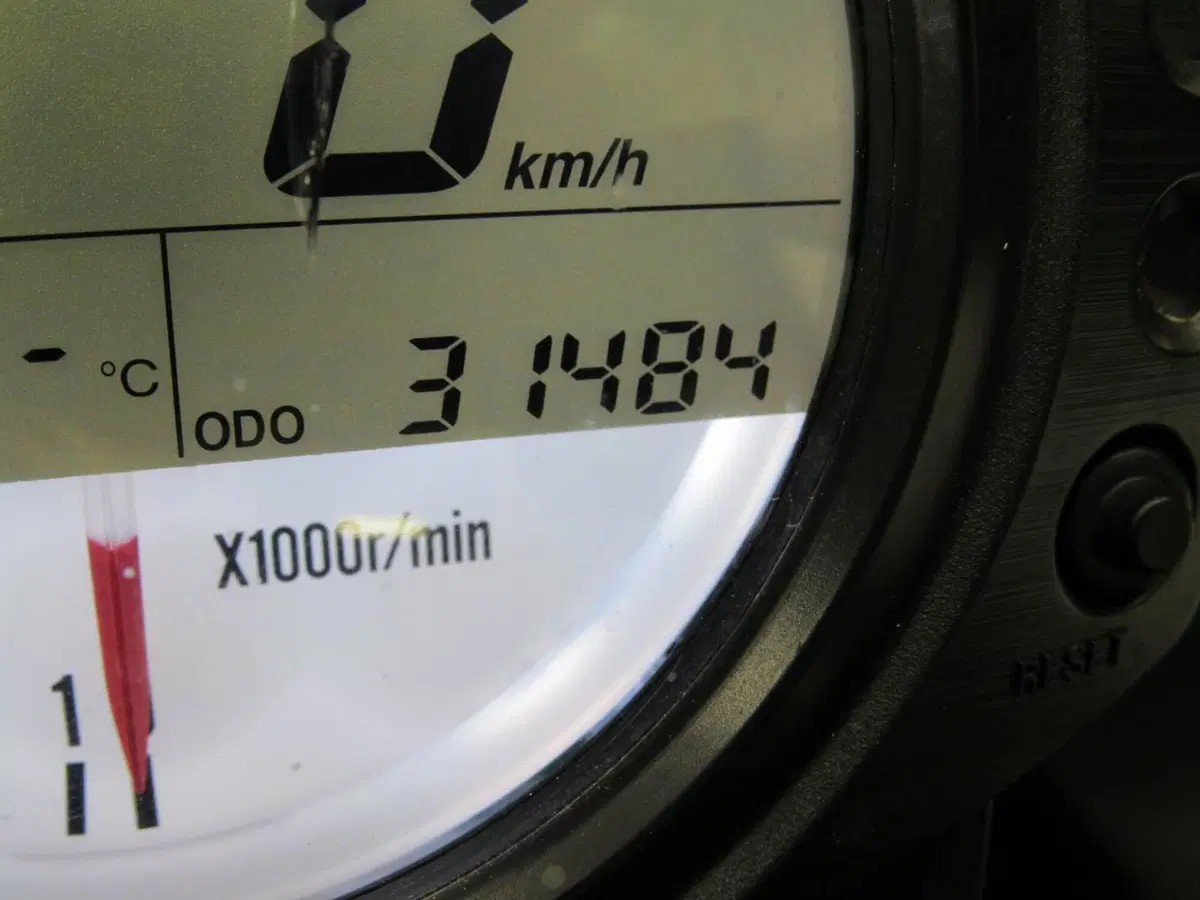 Kawasaki Ninja 1000 ZX-10R (2006 - 07) (8)