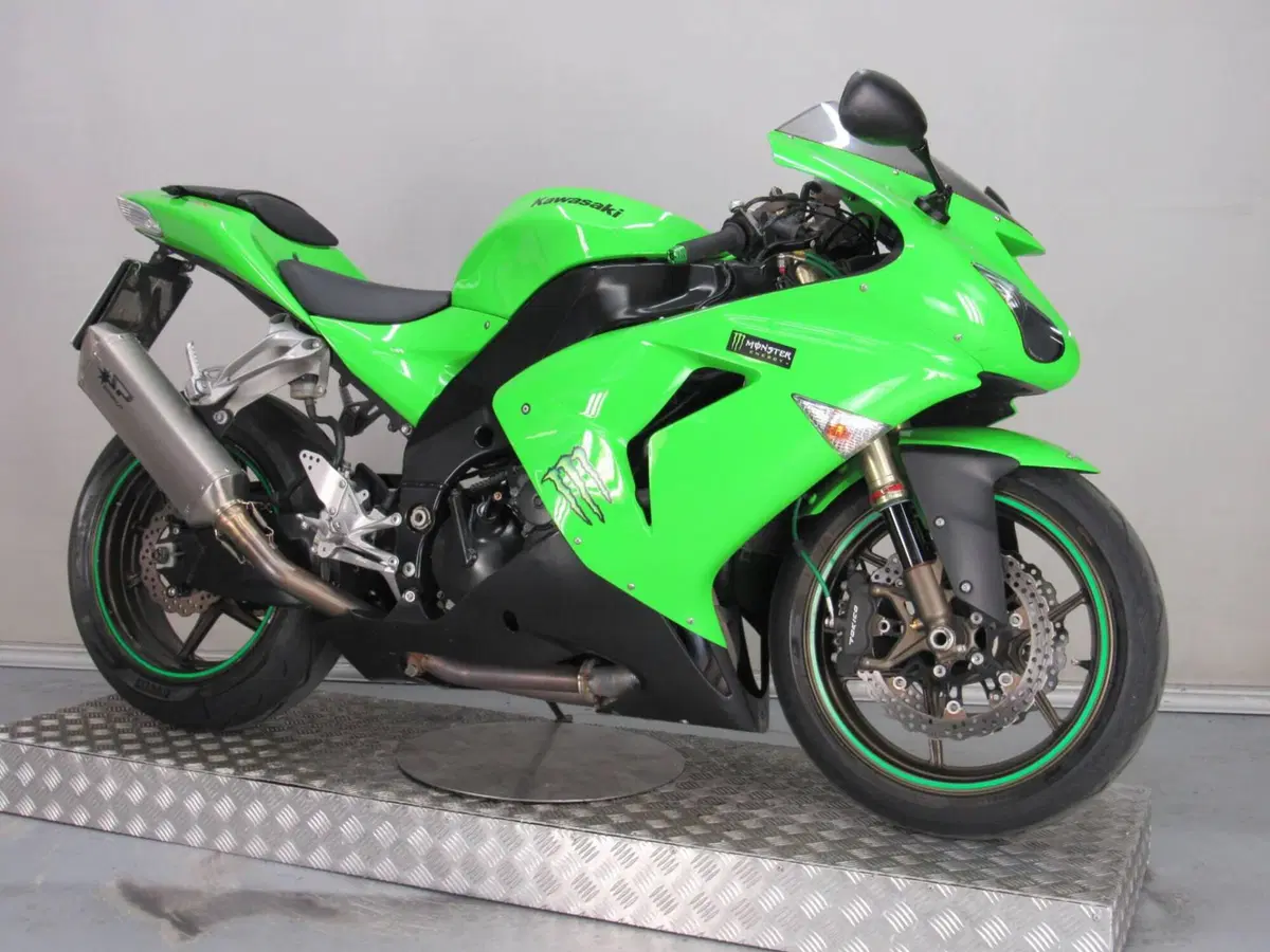 Kawasaki Ninja 1000 ZX-10R (2006 - 07) (9)