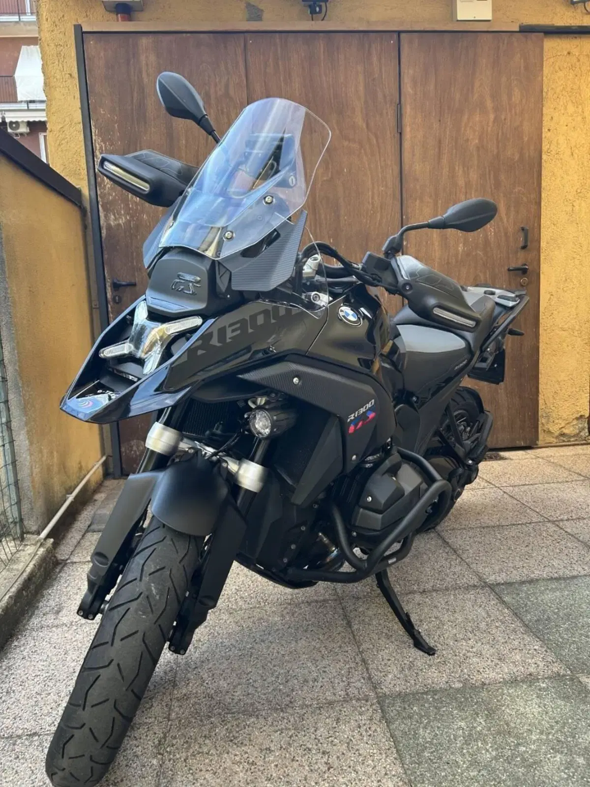 Bmw R 1300 GS Triple Black (2023 - 26) (2)