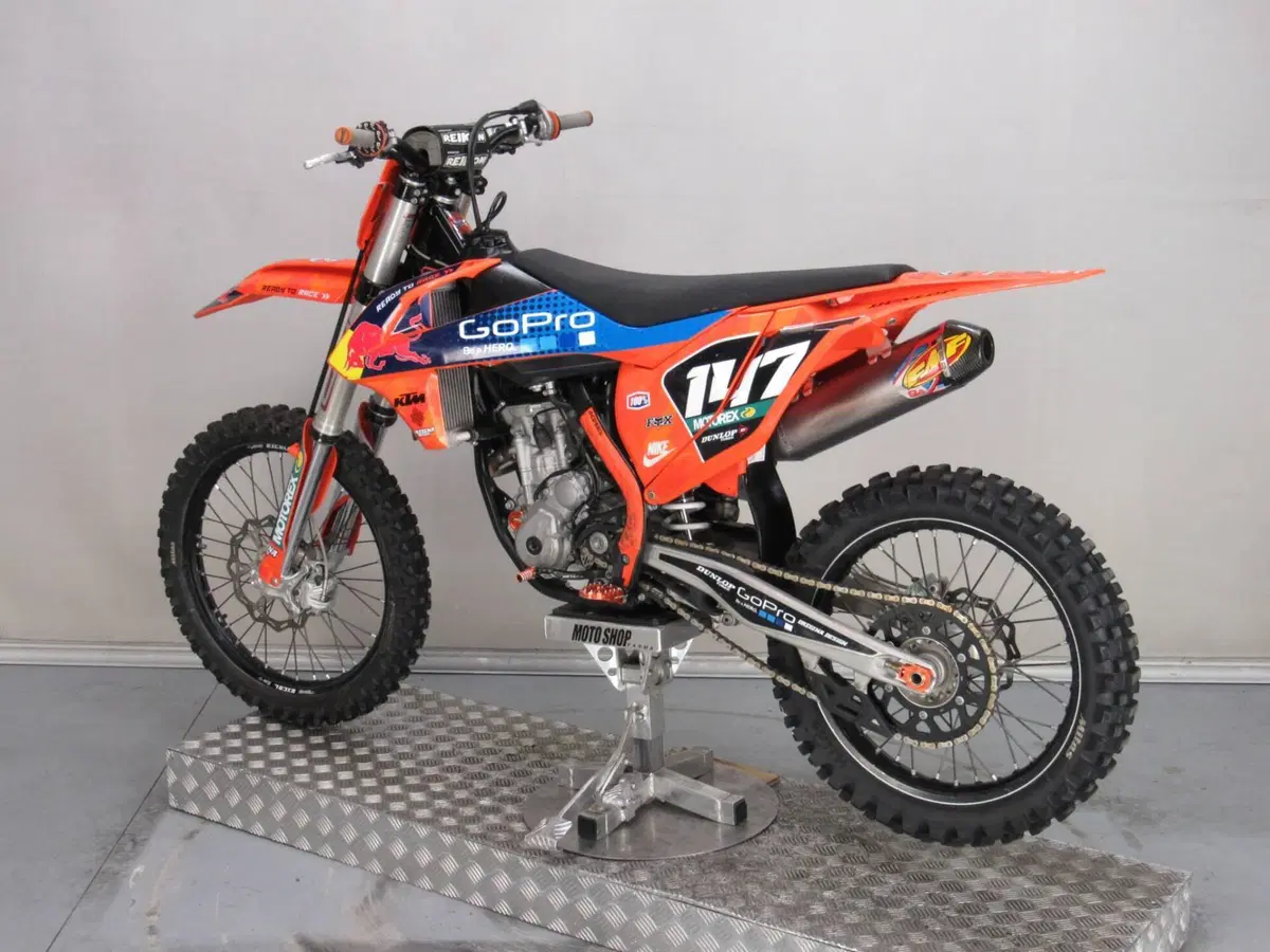 KTM 250 SX-F (2016) (6)
