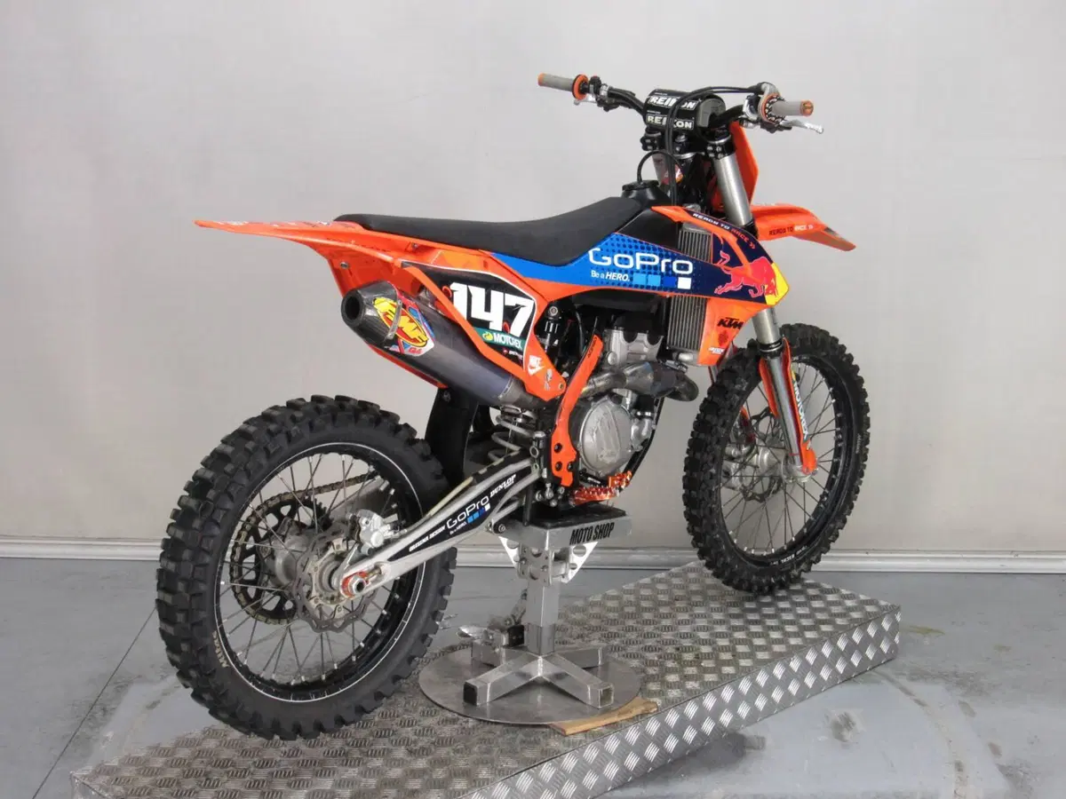 KTM 250 SX-F (2016) (7)