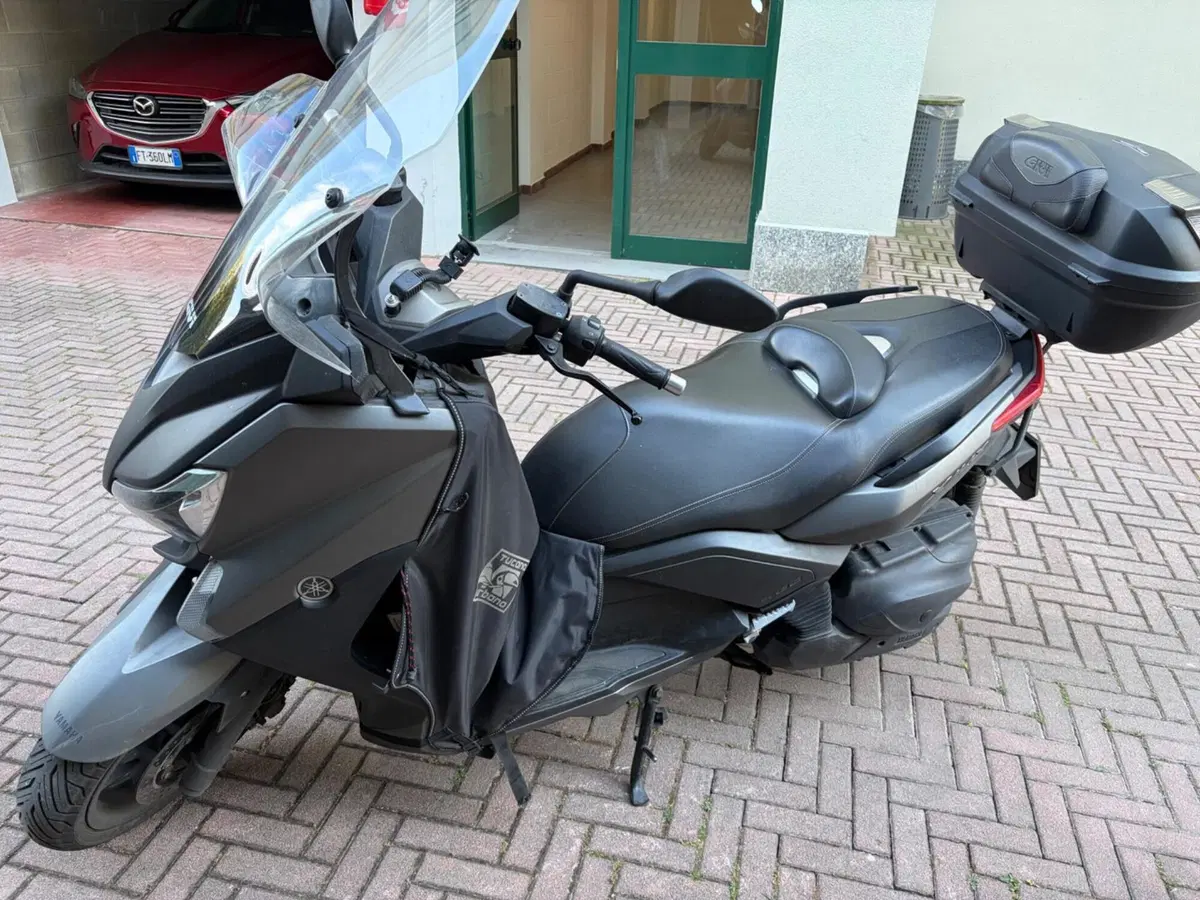 Yamaha X-Max 400 (2013 - 16) (4)