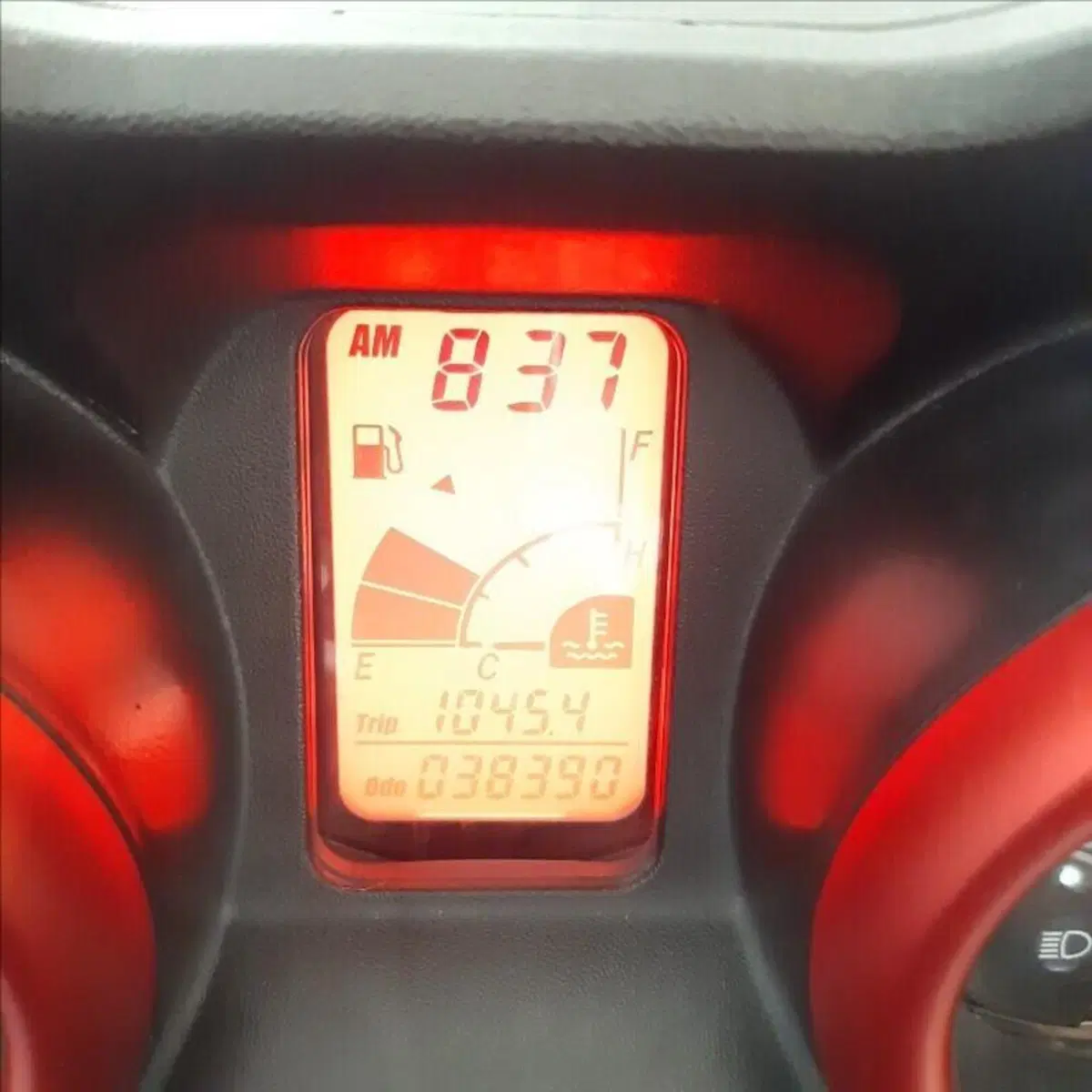 Yamaha X-Max 250 Sport (2011 - 13) (12)