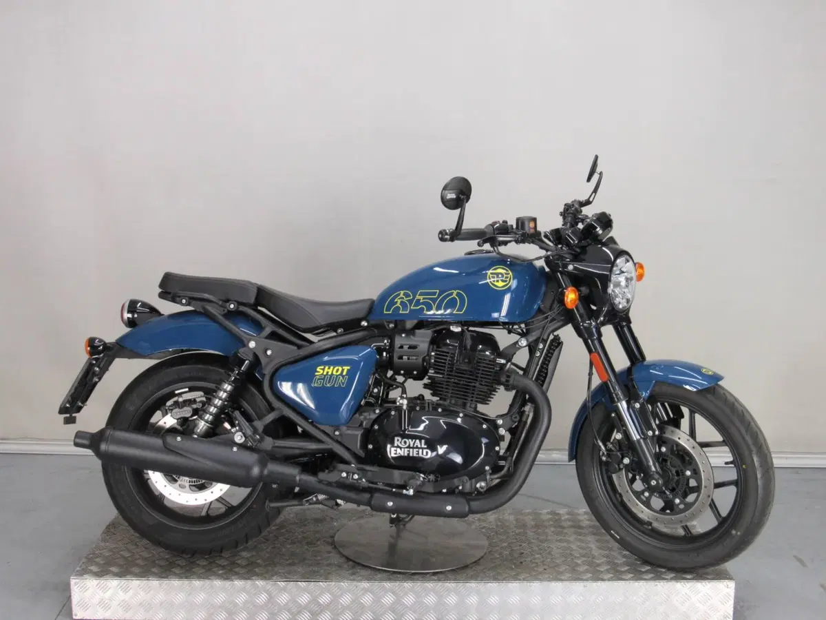 Royal Enfield Shotgun 650 (2024 - 26) (2)
