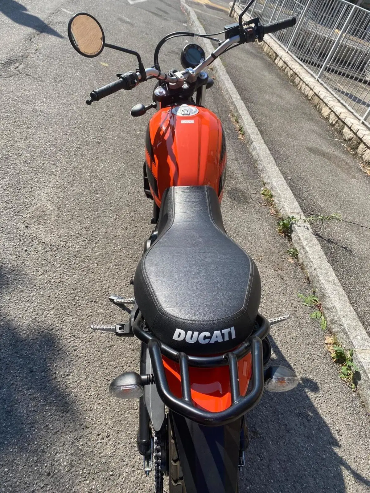 Ducati Scrambler 400 Sixty 2 (2016 - 21) (3)