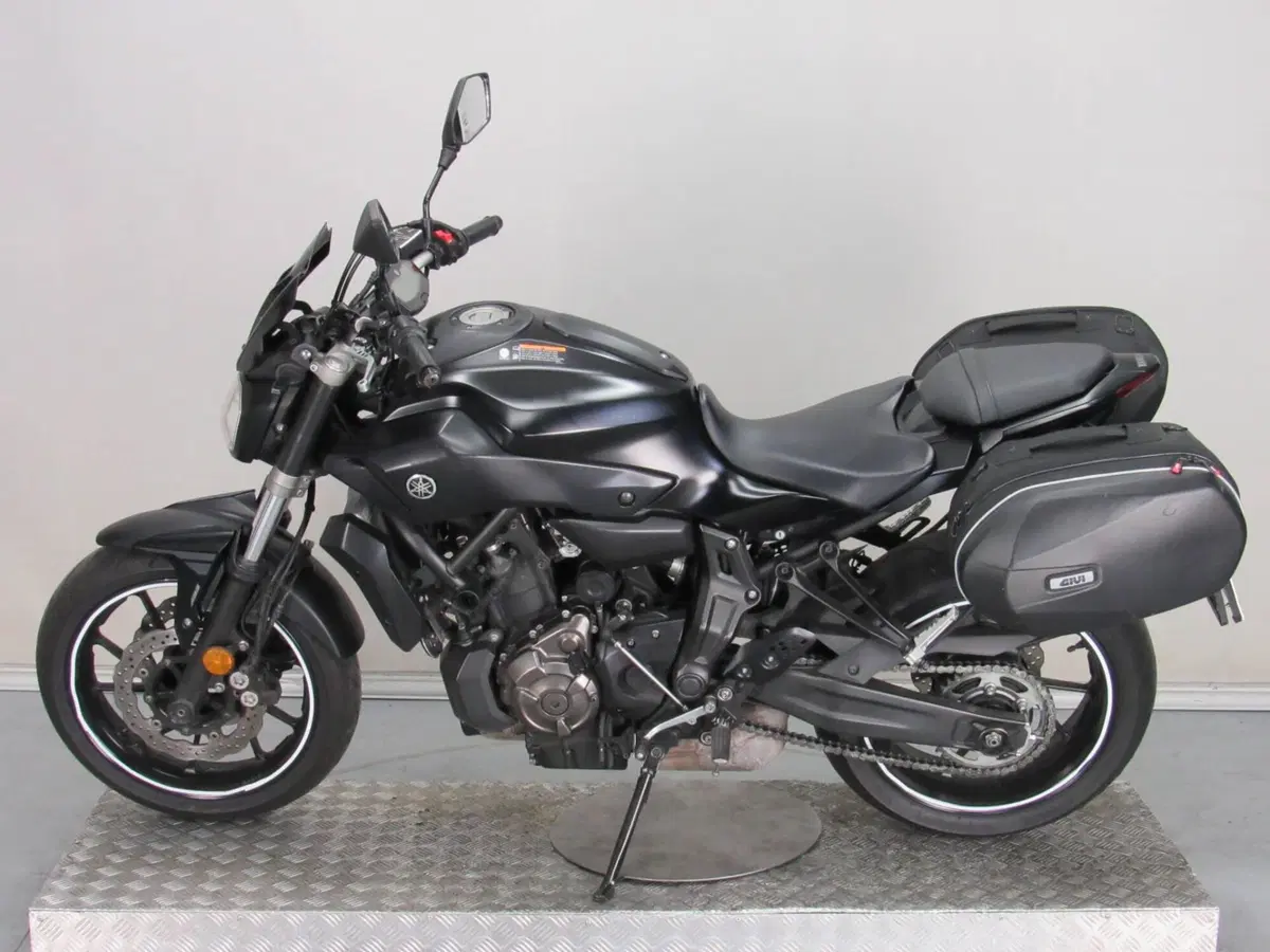 Yamaha MT-07 (2017 - 18) (5)