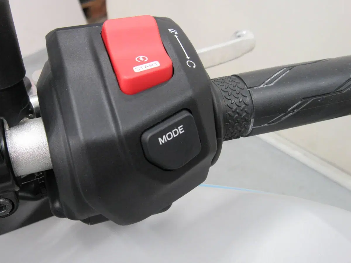Yamaha MT-07 (2025 - 26) (11)