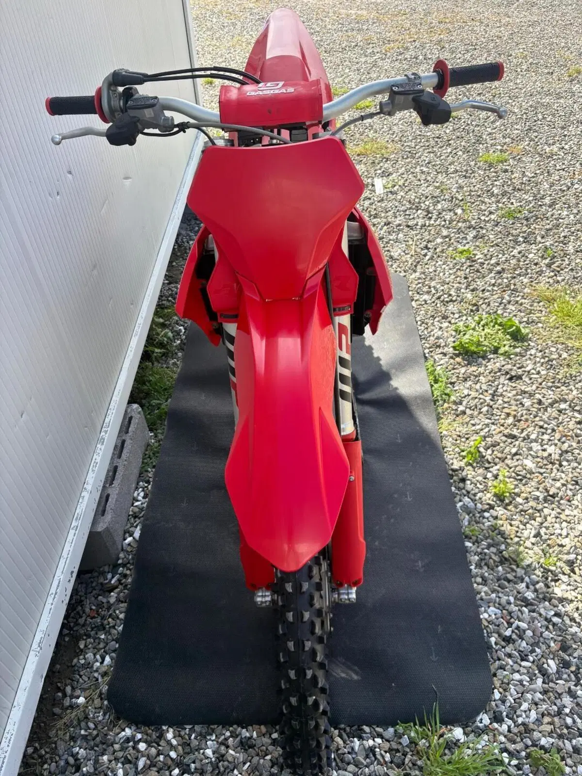 GASGAS MC 450 F (2025) (2)