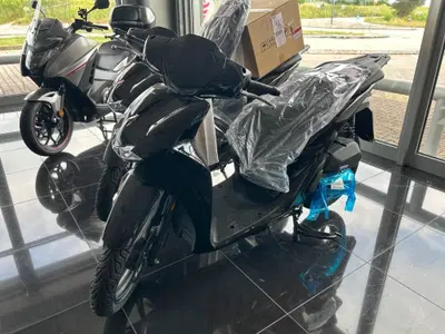 Honda SH 150 (2026) usata