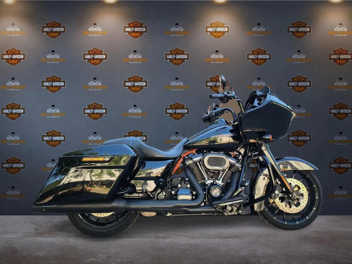 Harley-Davidson 114 Road Glide Special (2019 - 20) - FLTRXS
