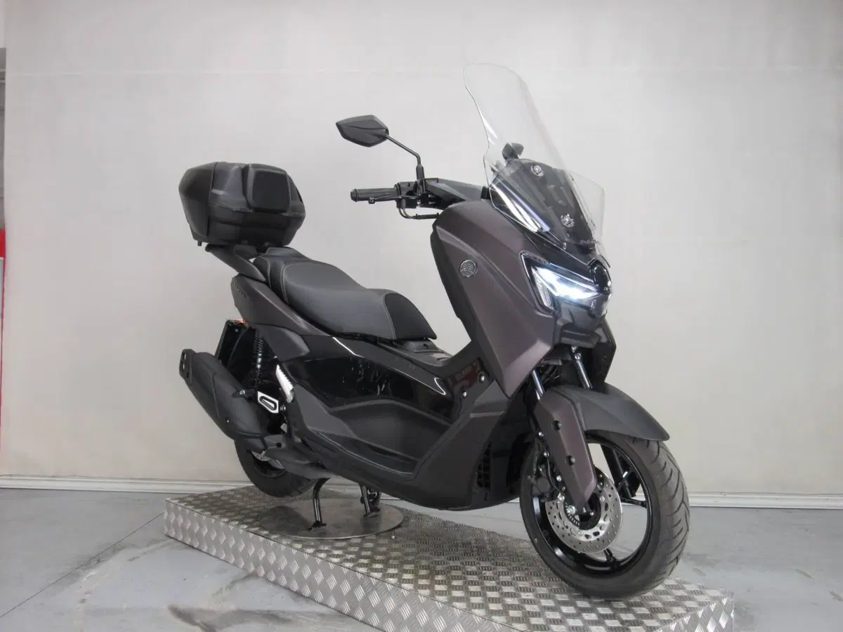 Yamaha N-Max 125 Tech Max (2025 - 26) (9)
