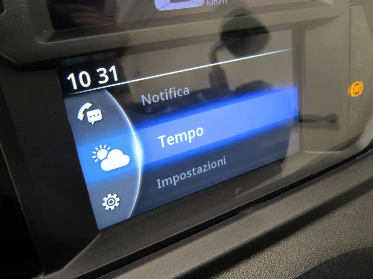Yamaha N-Max 125 Tech Max (2025 - 26) (14)