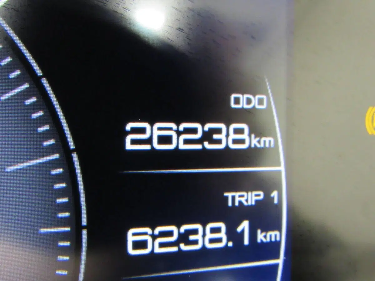 Yamaha T-Max 560 (2022 - 24) (8)