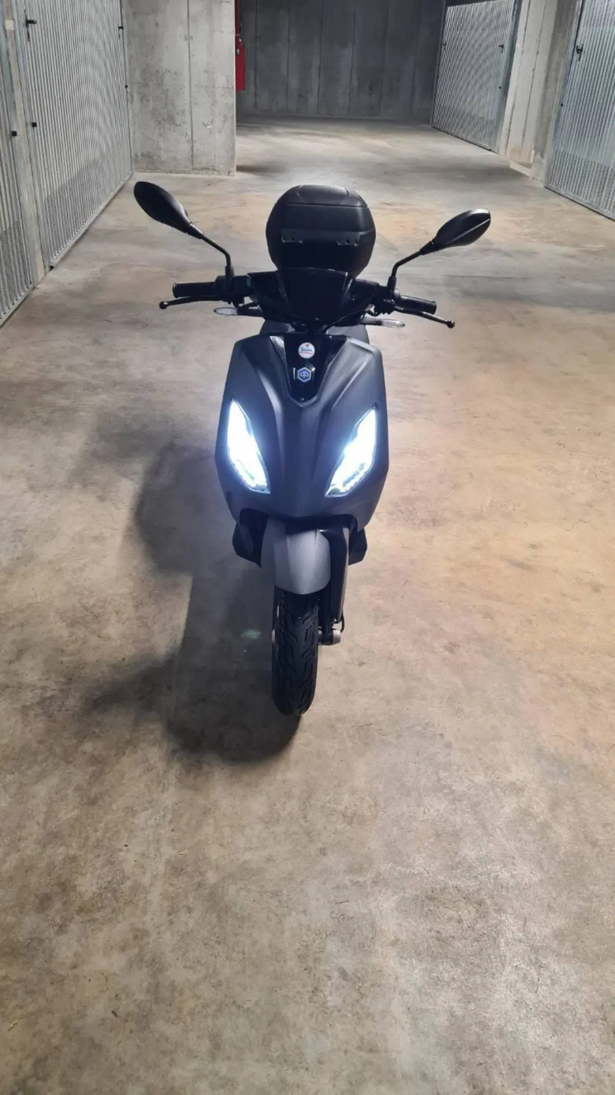 Piaggio 1 Active (2022 - 26) (7)