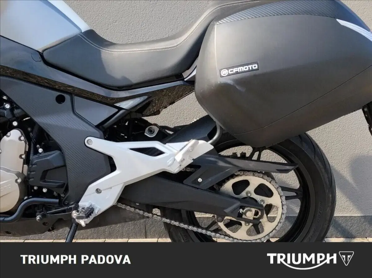 CFMOTO 650MT (2021 - 24) (7)