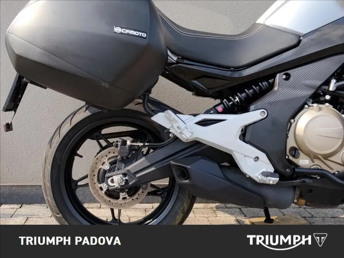 CFMOTO 650MT (2021 - 24) (2)