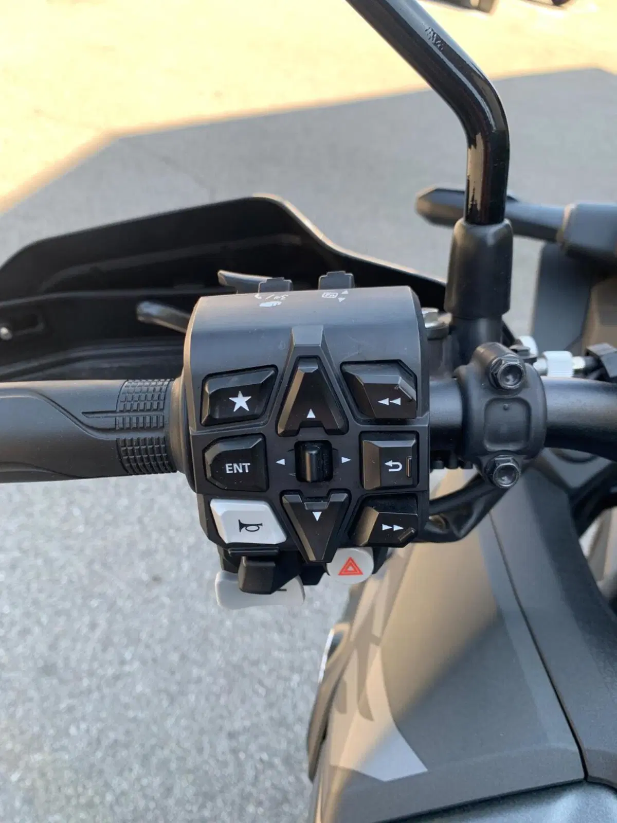 Honda Africa Twin CRF 1100L DCT (2022 - 23) (7)