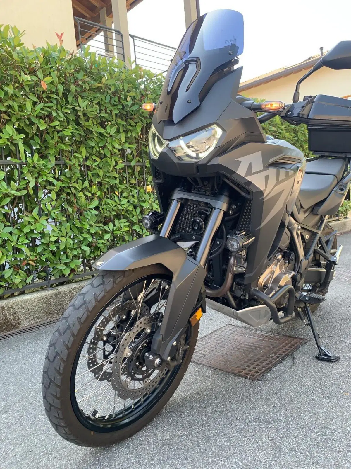 Honda Africa Twin CRF 1100L DCT (2022 - 23) (9)
