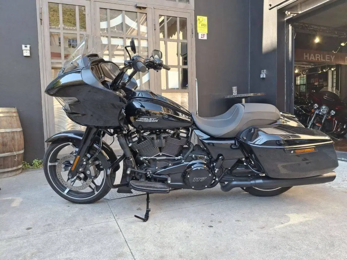 Harley-Davidson Road Glide (2024 - 26) (3)