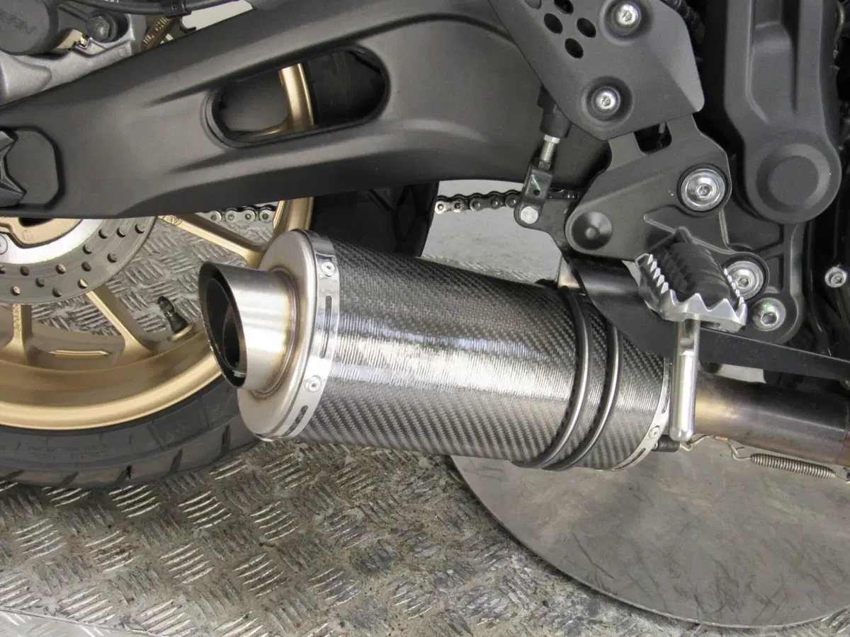 Yamaha XSR 700 XTribute (2022 - 24) (11)