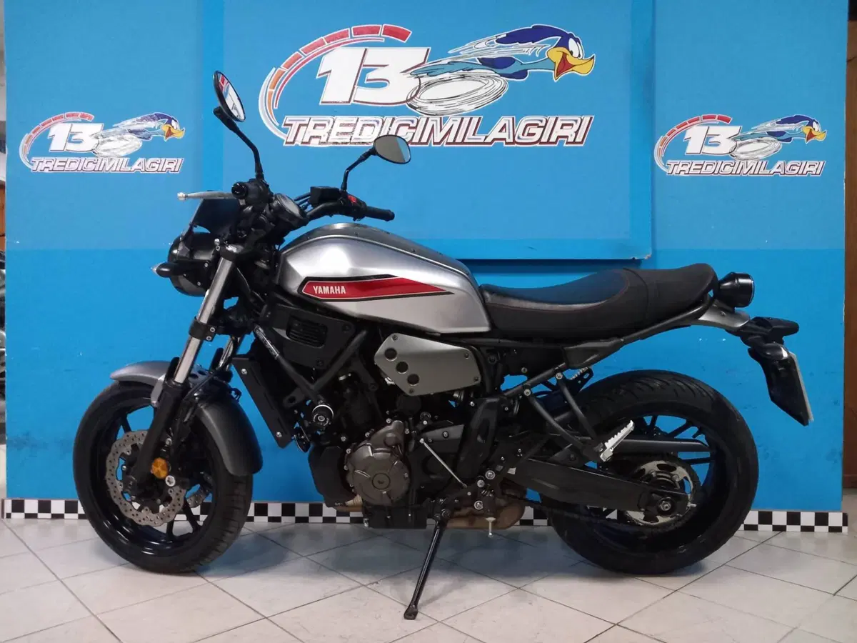 Yamaha XSR 700 ABS (2016 - 20) (4)