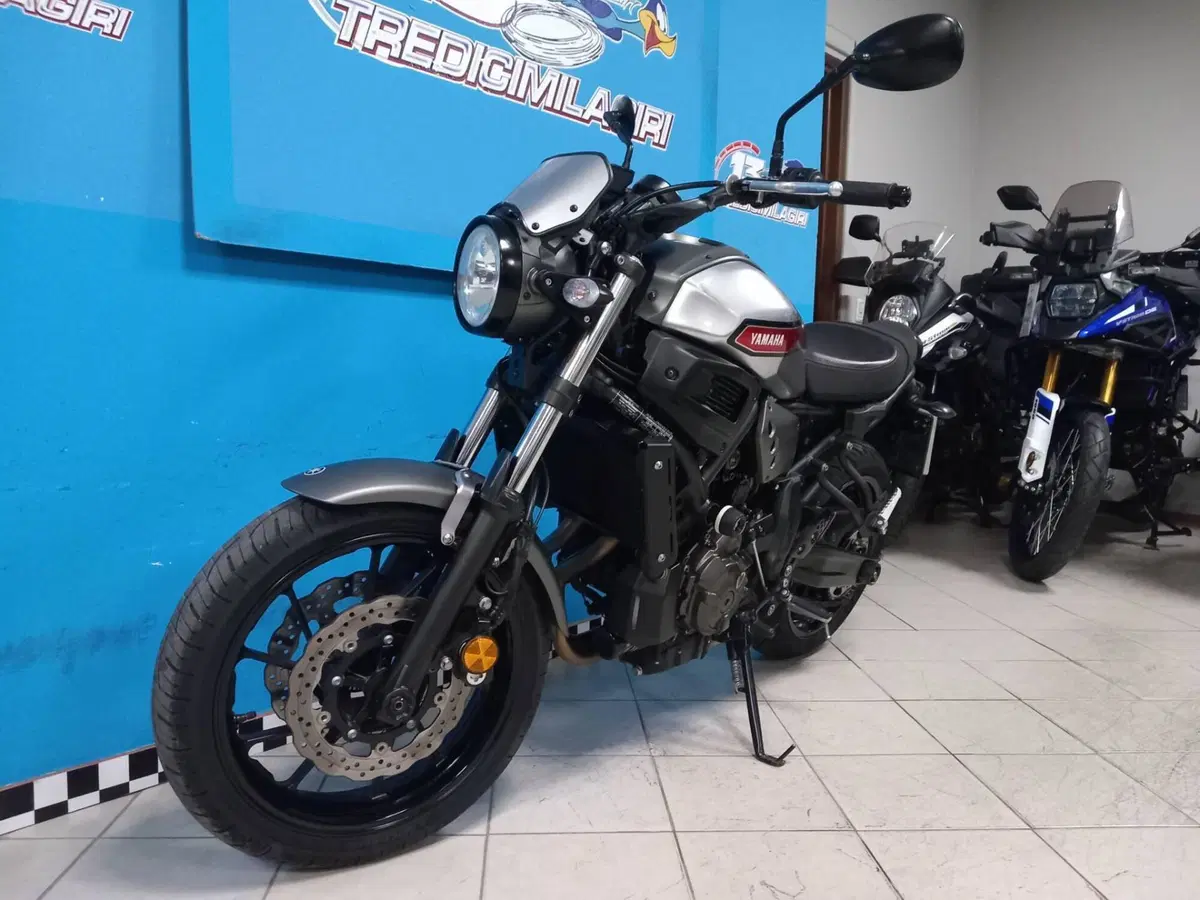Yamaha XSR 700 ABS (2016 - 20) (5)