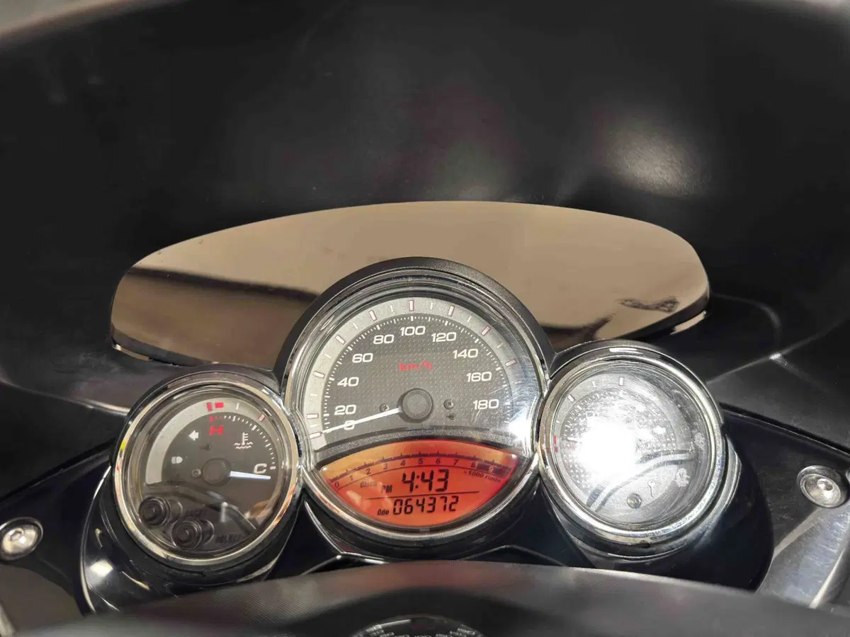 Yamaha T-Max 500 (2008 - 12) (5)