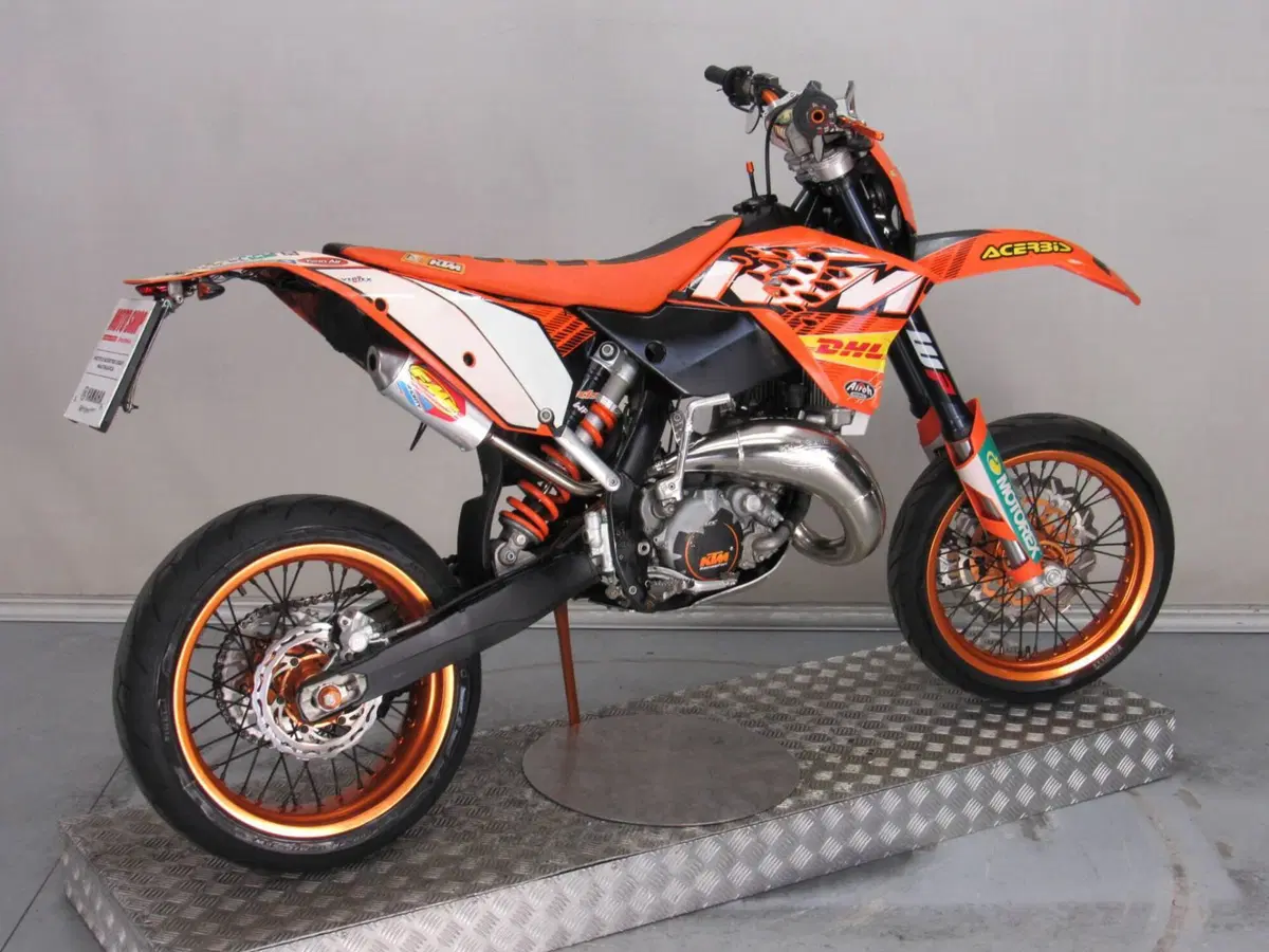 KTM 125 EXC (2008) (7)