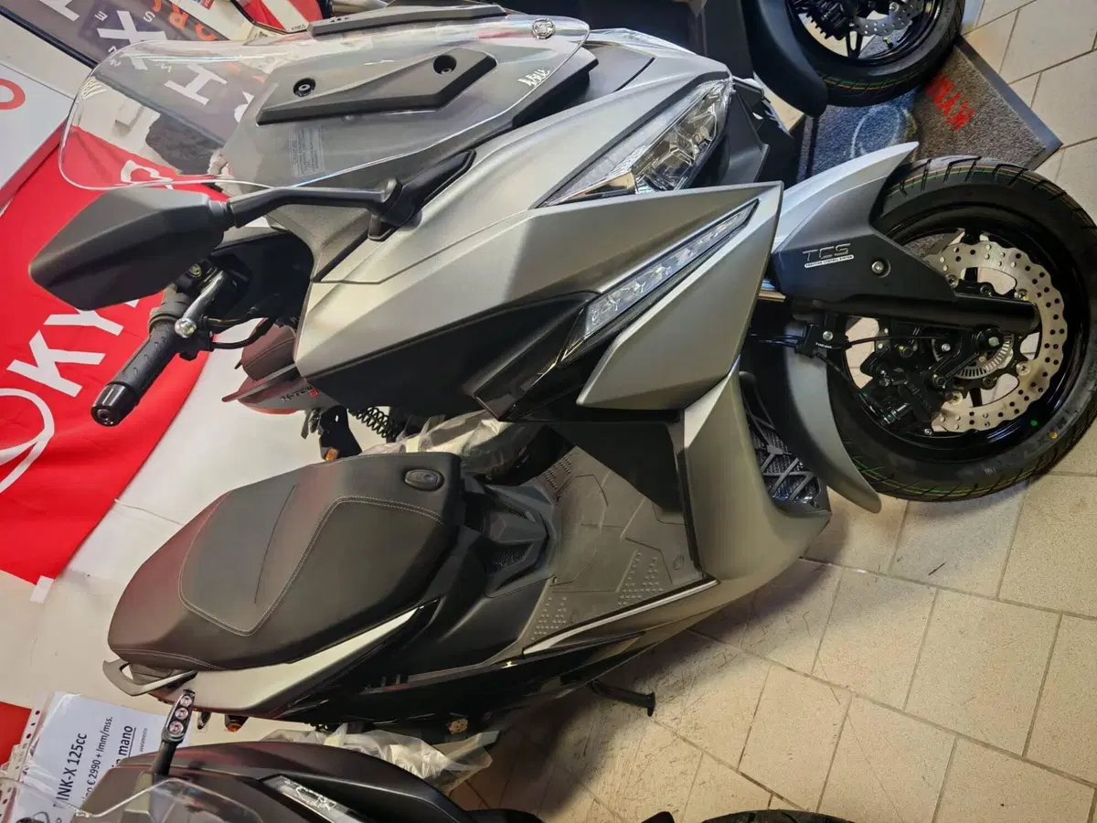 Kymco X-Town 250ST (2026) (4)