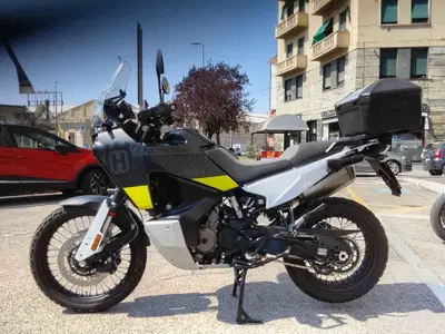 Husqvarna Norden 901 (2022 - 26) usata