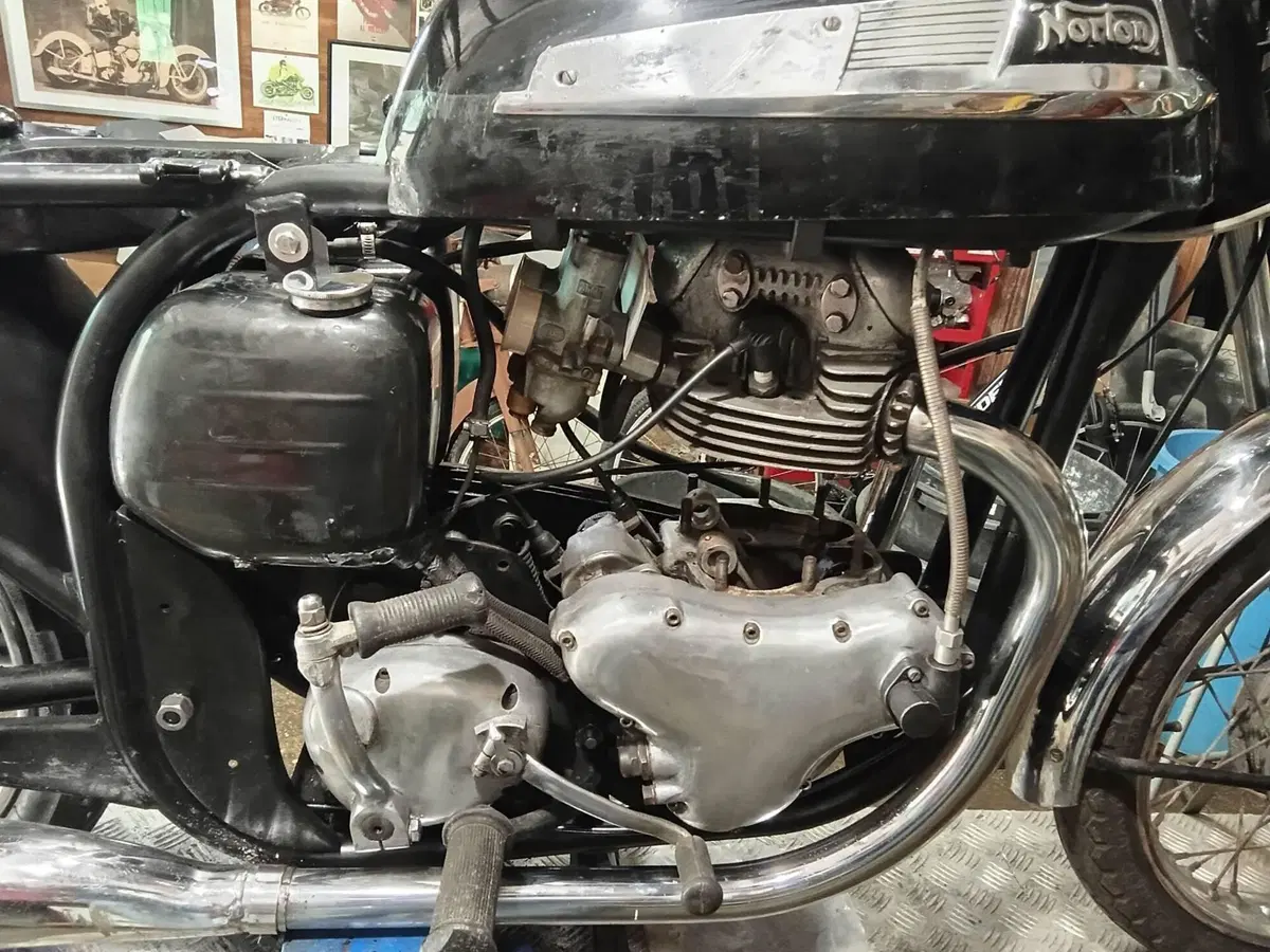 Norton Dominator  (2)