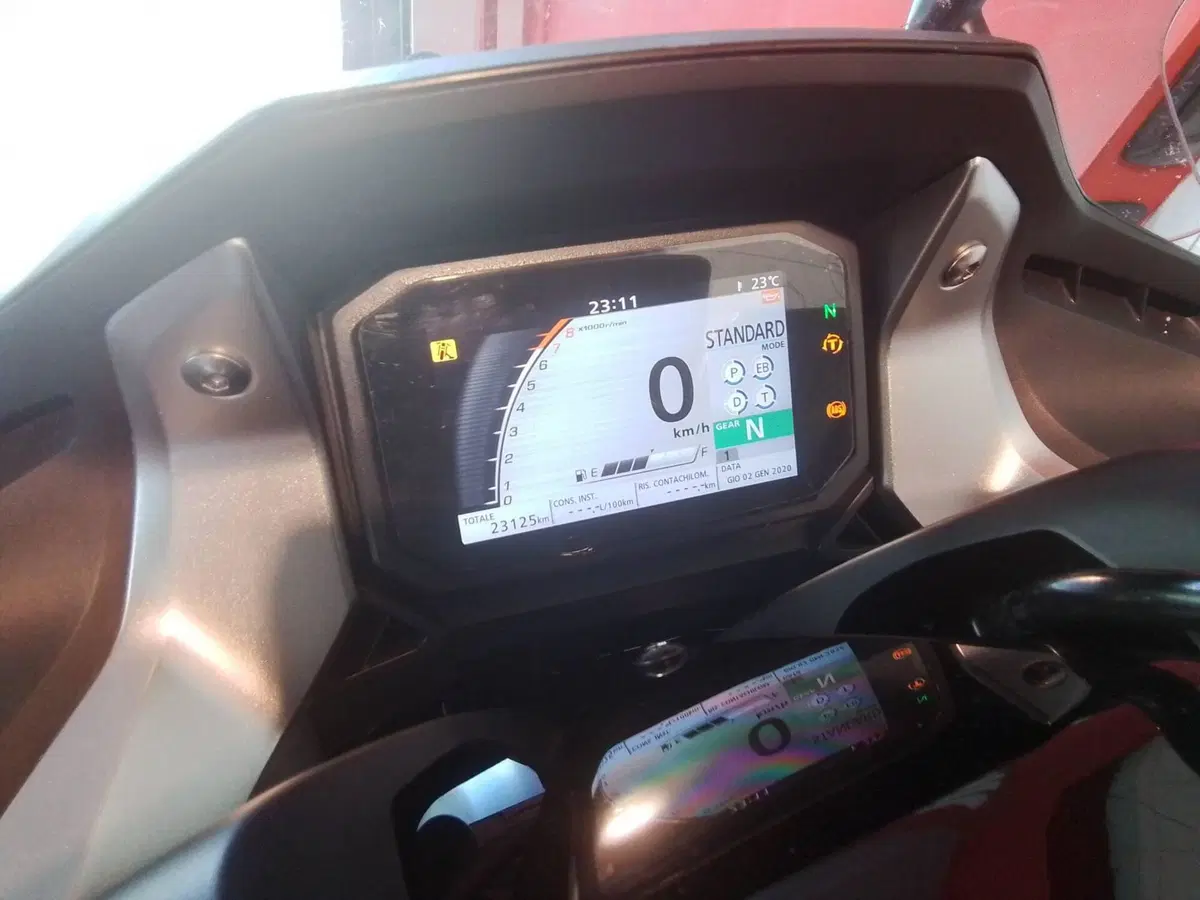 Honda Forza 750 DCT (2021 - 24) (4)