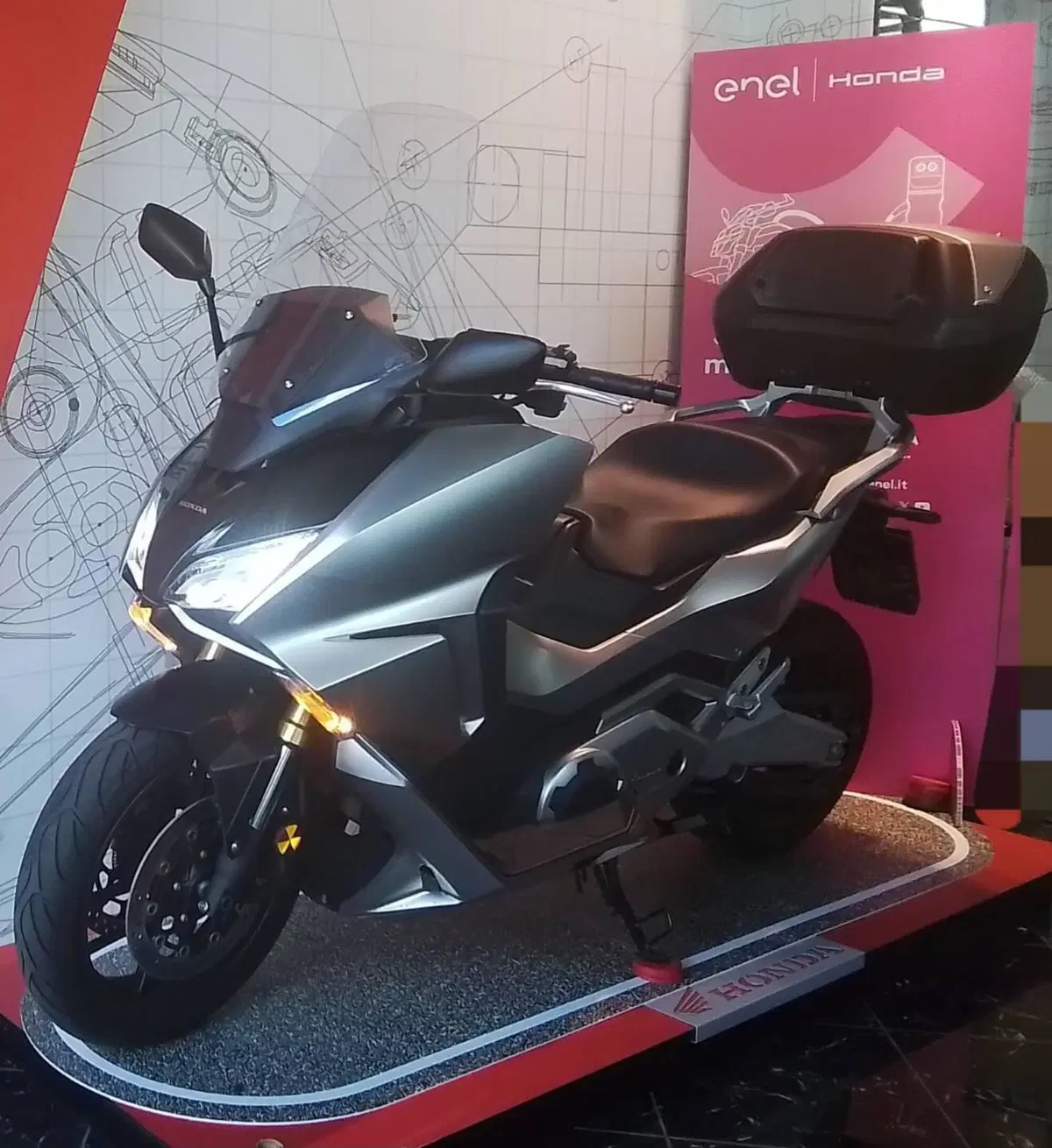 Honda Forza 750 DCT (2021 - 24) (5)