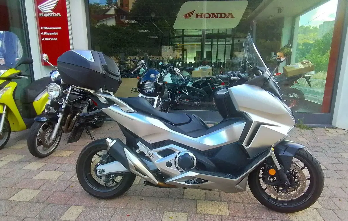 Honda Forza 750 DCT (2021 - 24) (10)