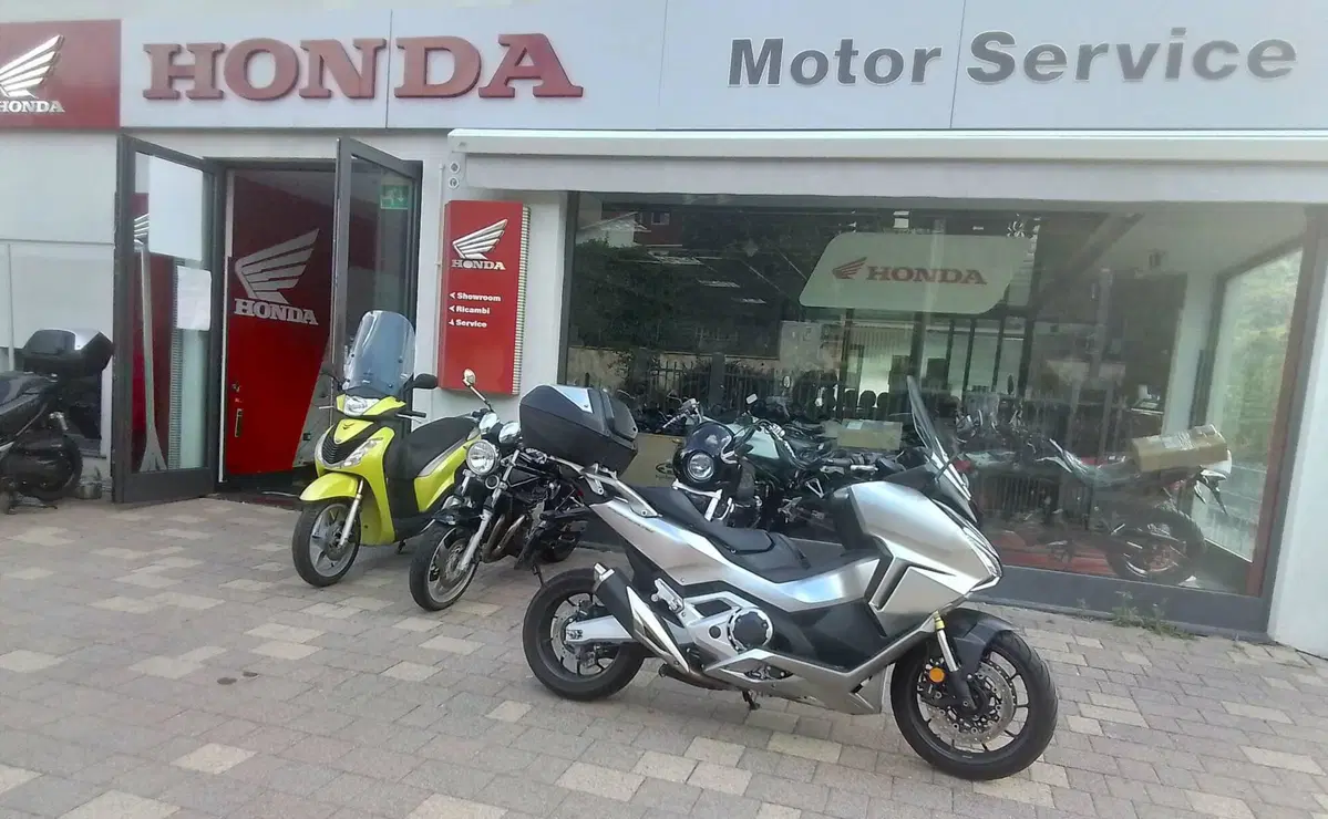 Honda Forza 750 DCT (2021 - 24) (11)