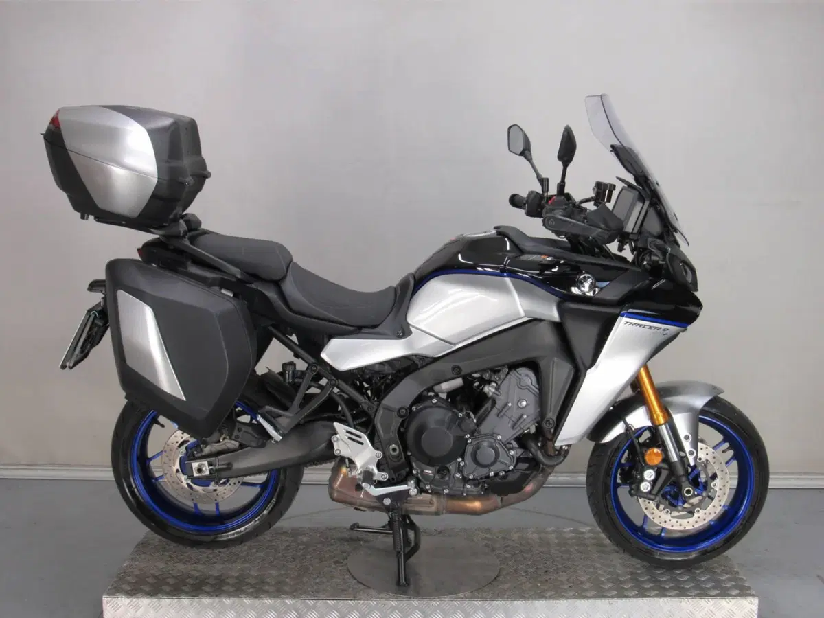 Yamaha Tracer 9 GT+ (2023 - 24) (2)