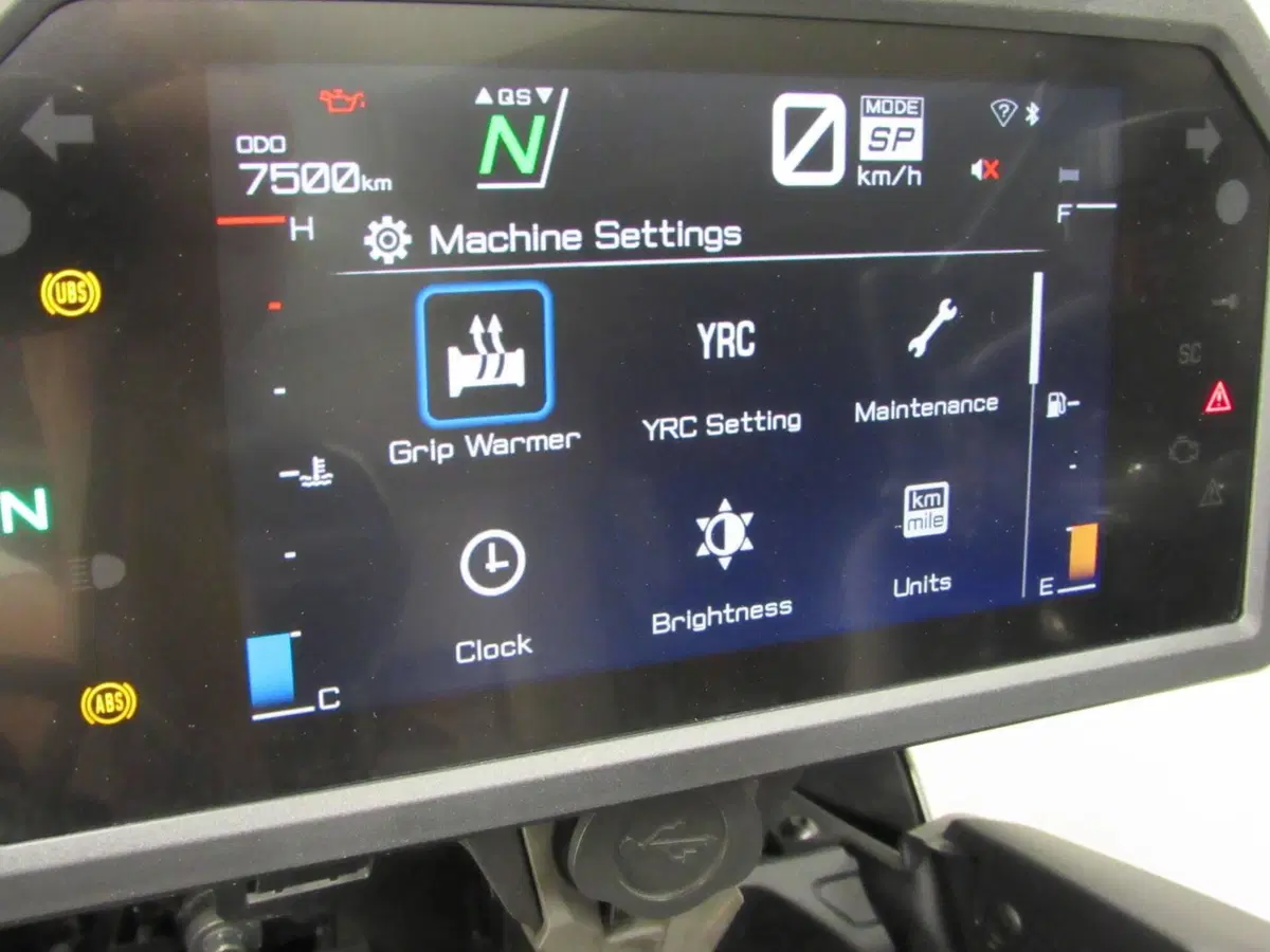 Yamaha Tracer 9 GT+ (2023 - 24) (19)