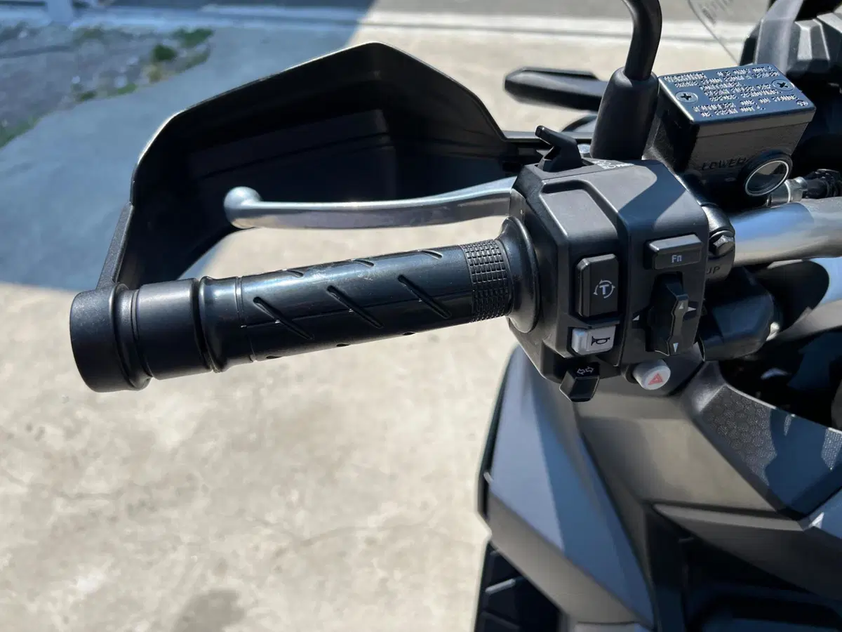 Honda ADV 350 (2022 - 24) (13)